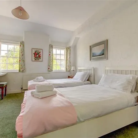 Sleeps 11 Wifi Grasmere